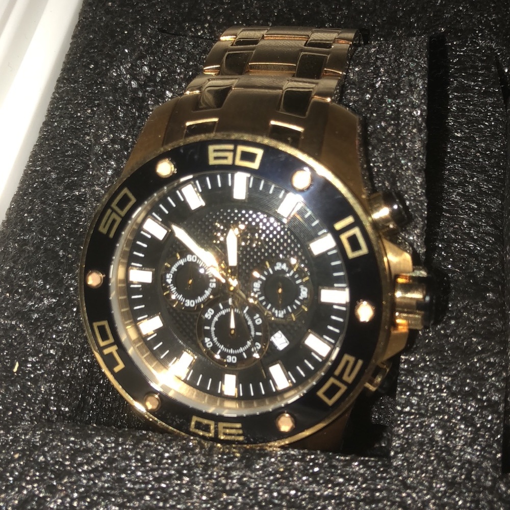 Invicta - Picture 2 of 4